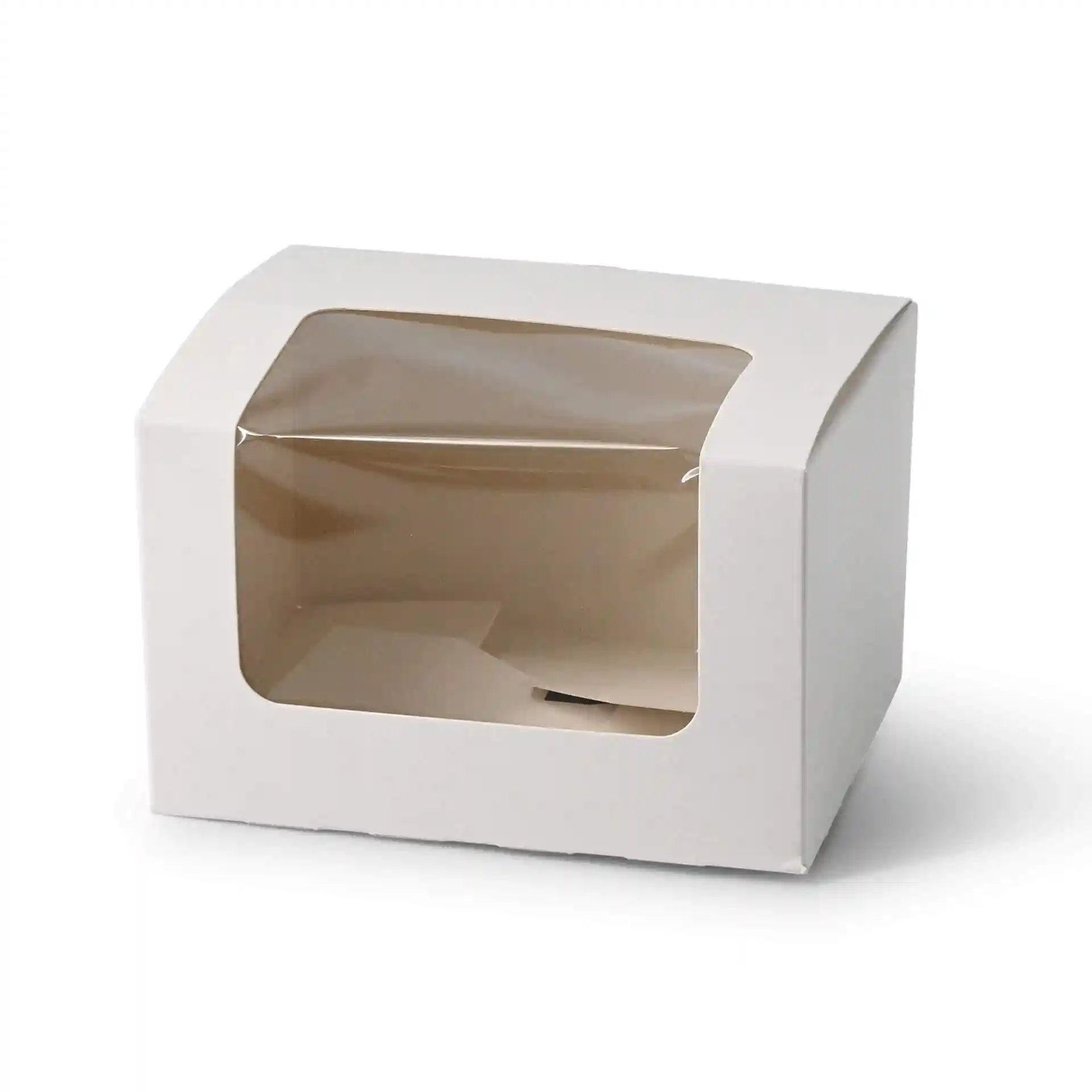 Witte gebakdoos met cellulosevenster, afmetingen 13 x 11 x 8 cm.