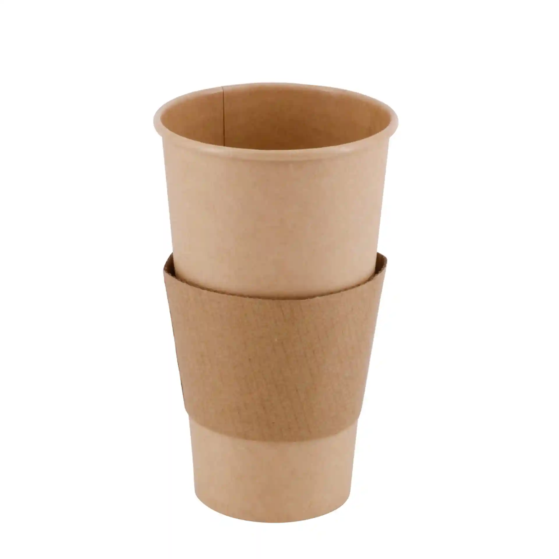 Bruine papieren beker met kartonnen sleeve, ronde vorm, 20 oz capaciteit en een hoogte van 150 mm.