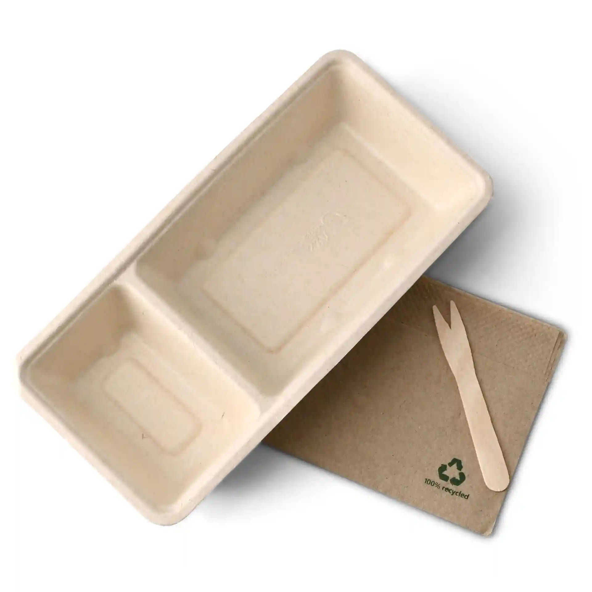 Rechthoekige crème-witte bagasse chip tray met twee compartimenten, 9,5 x 20 x 3,5 cm, naast een kleine houten vork.
