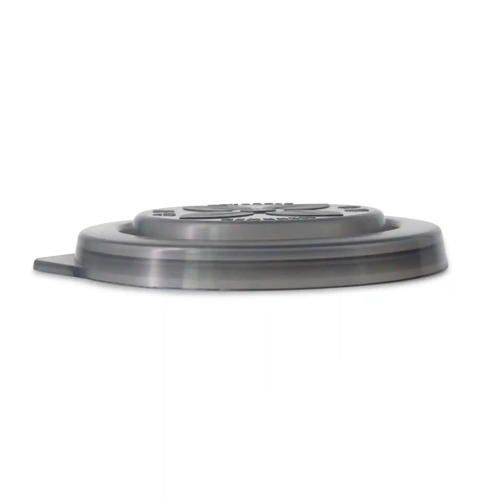 Grijze herbruikbare deksel voor de "merways Cup", ronde vorm met een diameter van 95 mm en een hoogte van 15 mm.
