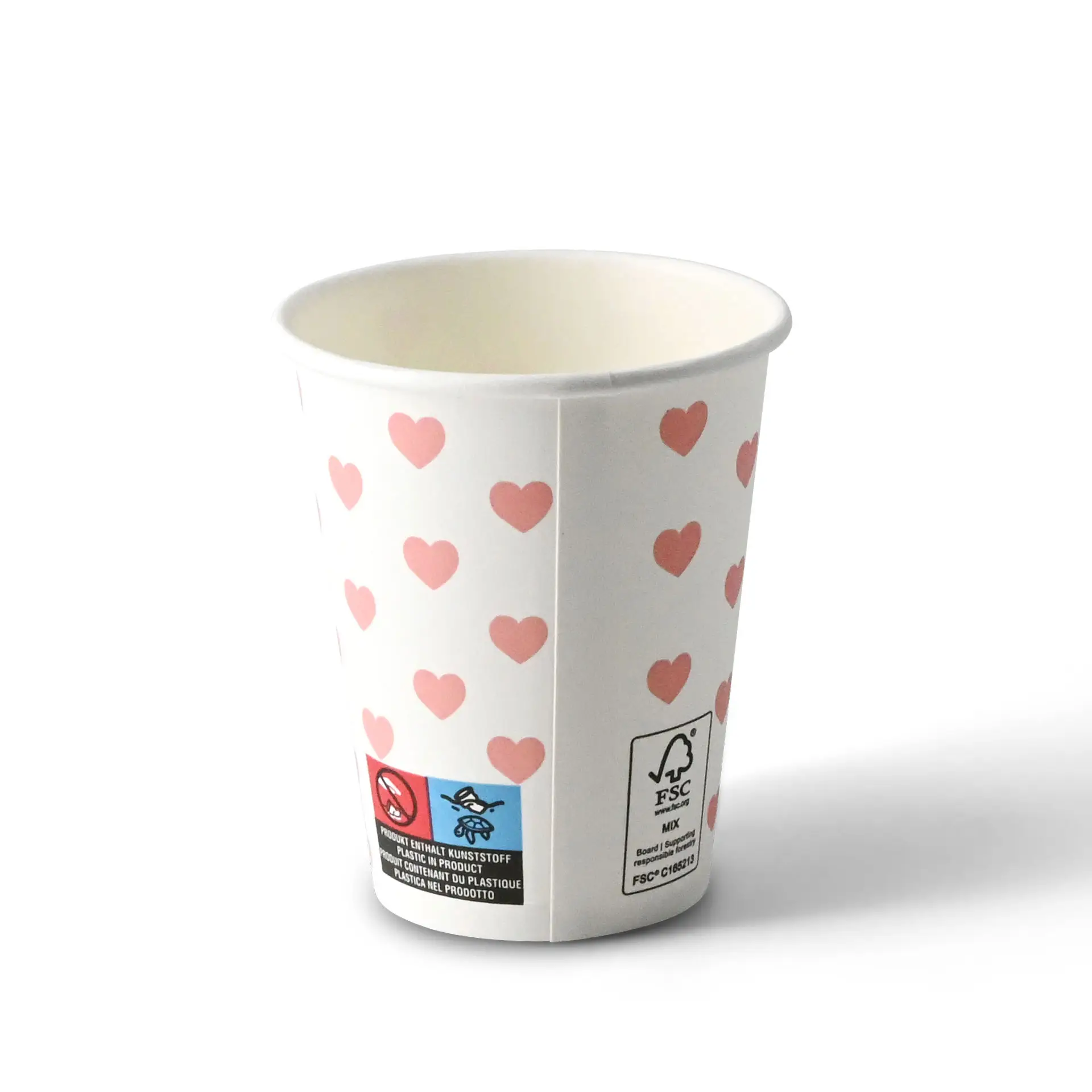 Een witte papieren beker met een hartjesprint; geschikt voor warme en koude dranken, met markeringen en certificeringslabels.