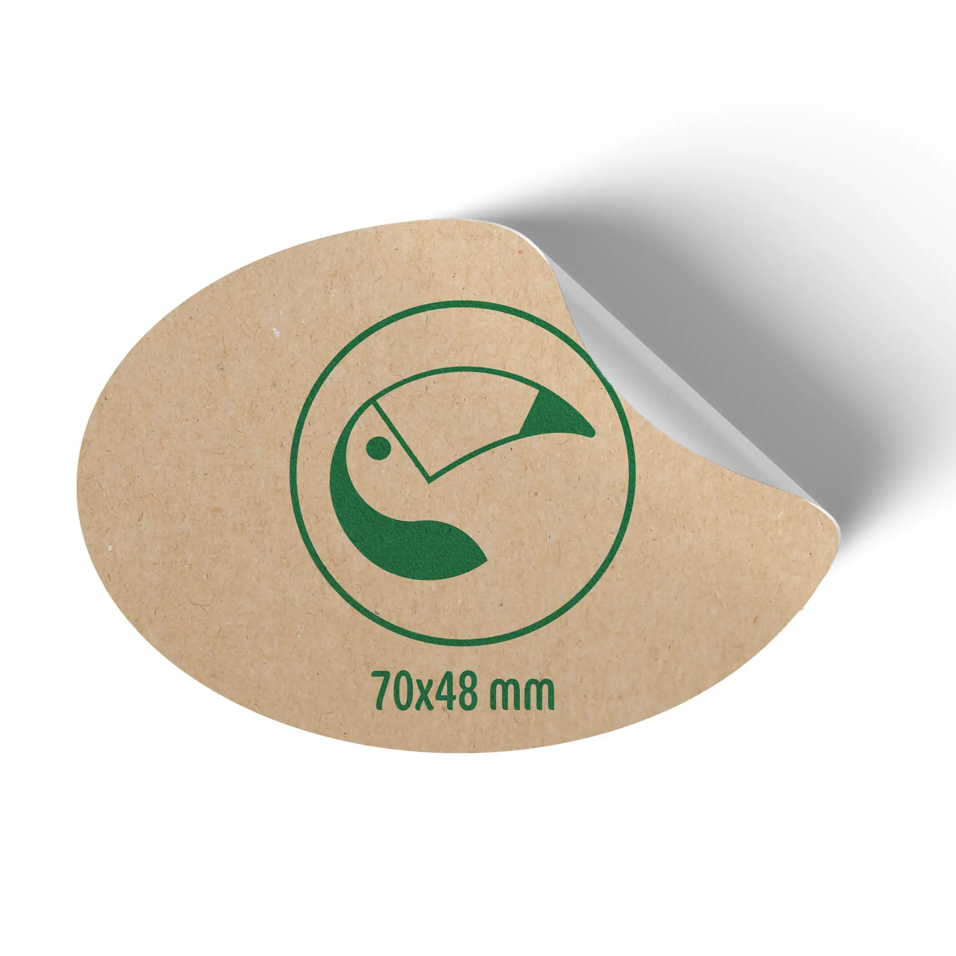 Ronde bruine sticker met een groen toekanontwerp en afmetingen van 70x48 mm.