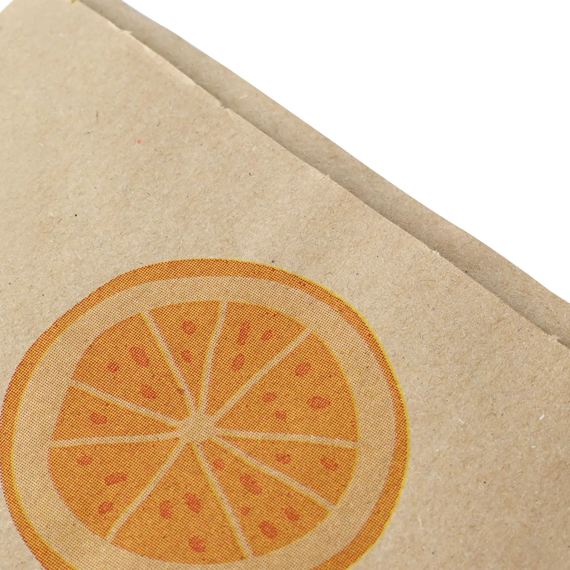 Bruine papieren puntzak met een afbeelding van een sinaasappel, ideaal voor branding bij fruit- en groentestands.