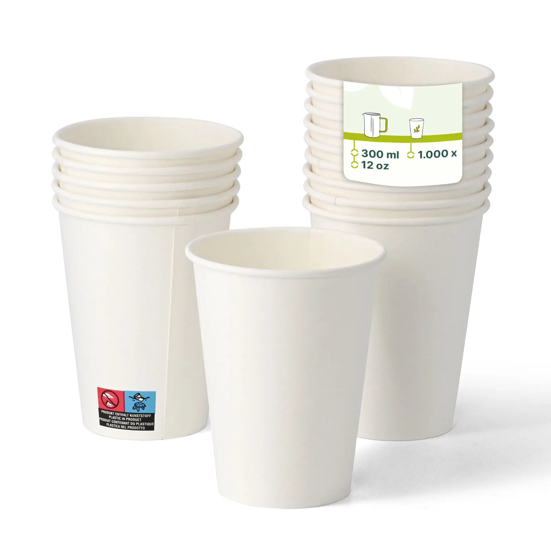 Witte papieren bekers gestapeld, met één beker vooraan, met een label met productdetails.
