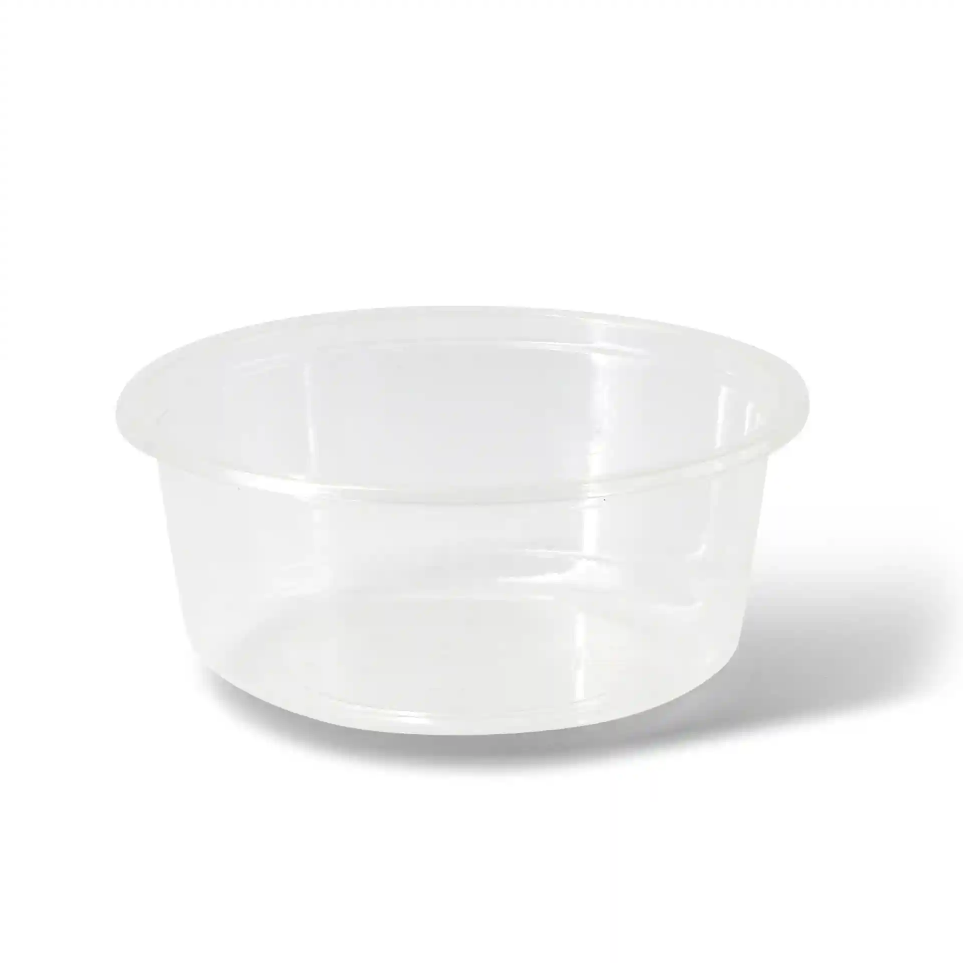 Transparante ronde deli-container met een diameter van 121 mm en een hoogte van 50 mm.