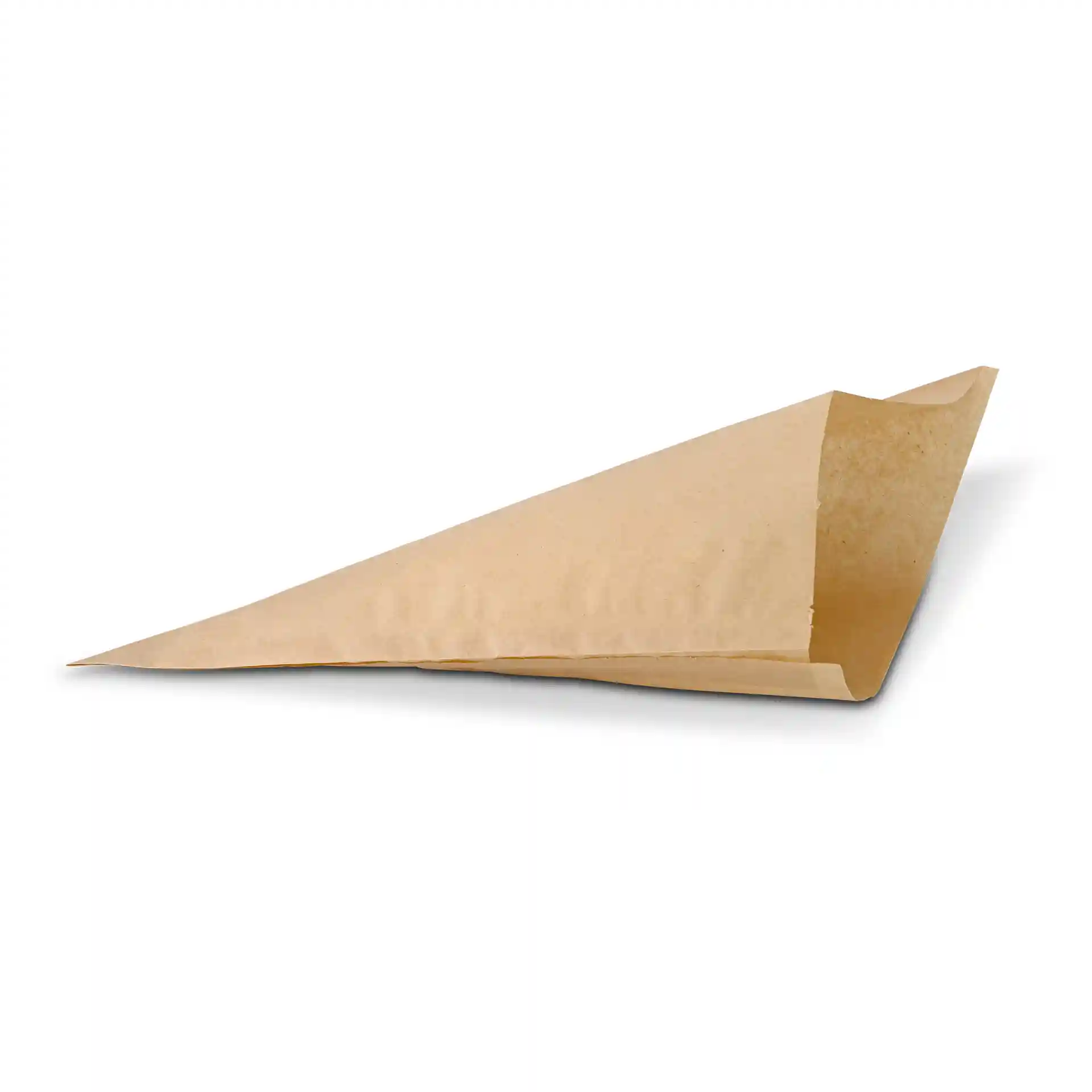 Bruine papieren frietzak, vetvrij, met een driehoekige vorm en open bovenkant, 23 cm bij 23 cm.