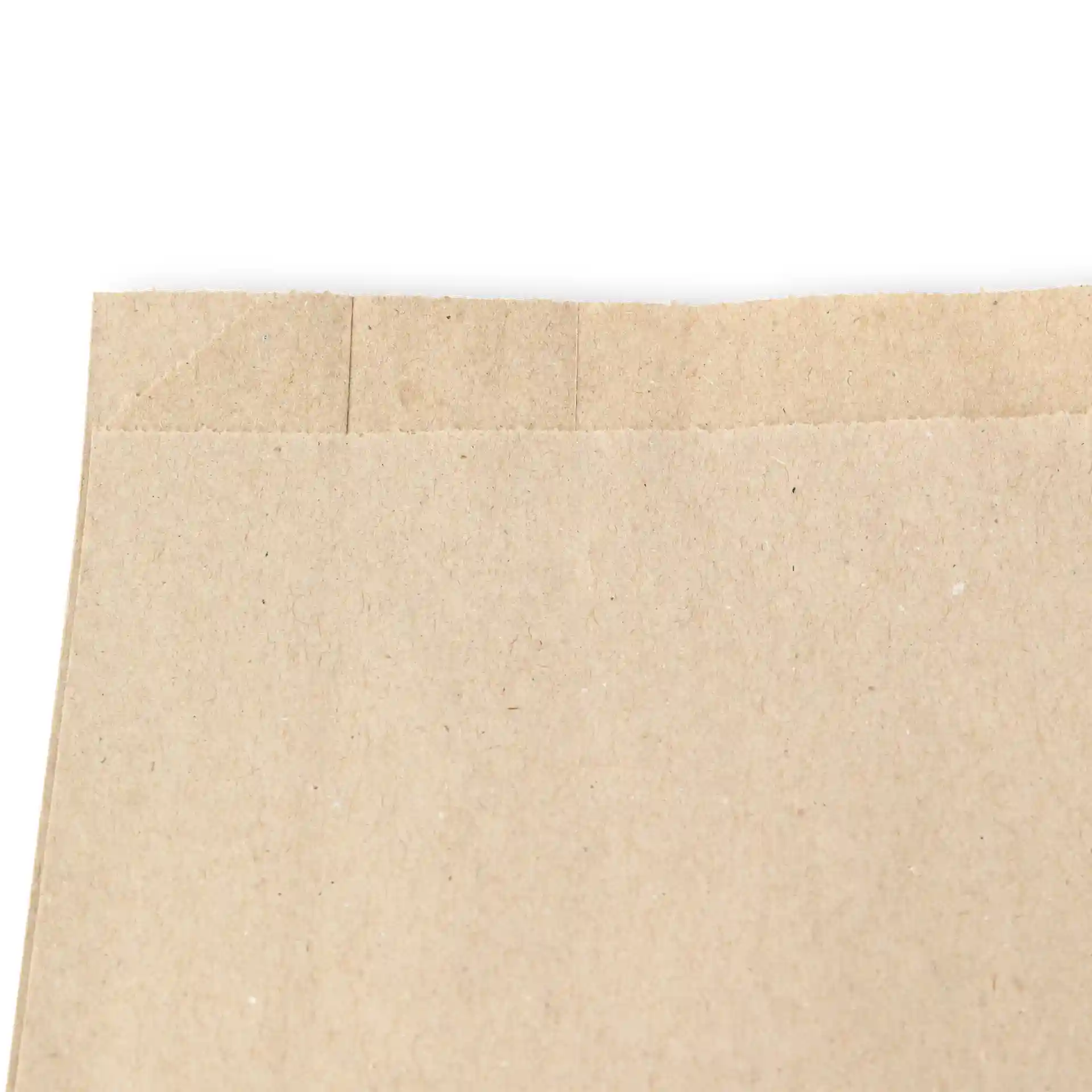 Bruine platte papieren tas met een gevouwen bovenrand, 15 x 6 x 29 cm, gemaakt van ongecoat papier.