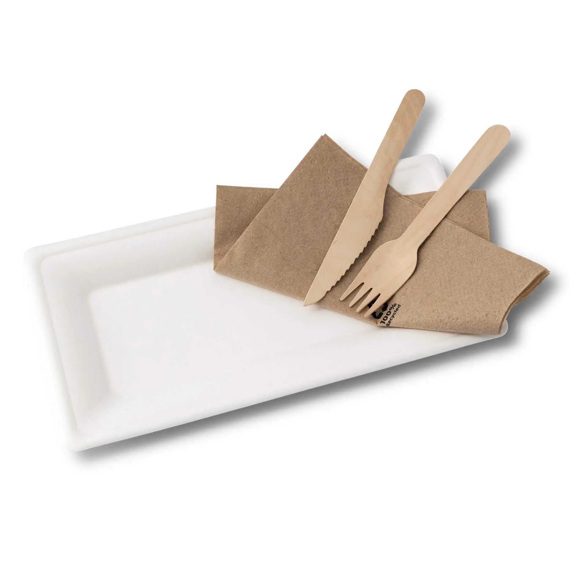 Rechthoekig suikerborden van 26 x 13 cm, met twee bruine servetten en houten bestek erop.