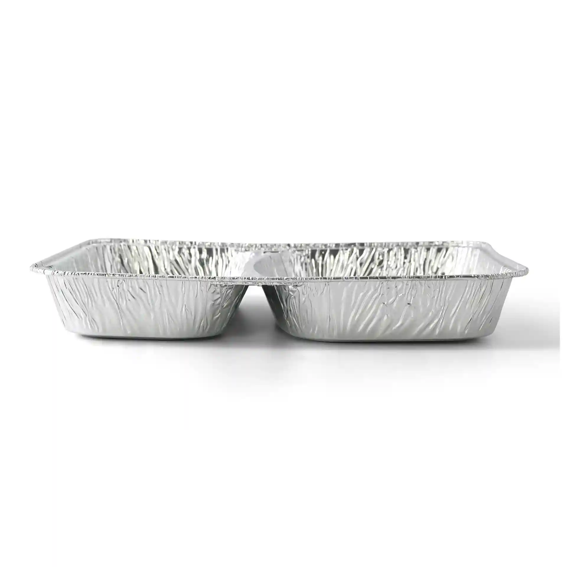 Rechthoekige aluminium maaltijdschotel met twee compartimenten, 22,7 x 17,7 cm en 3 cm diep.