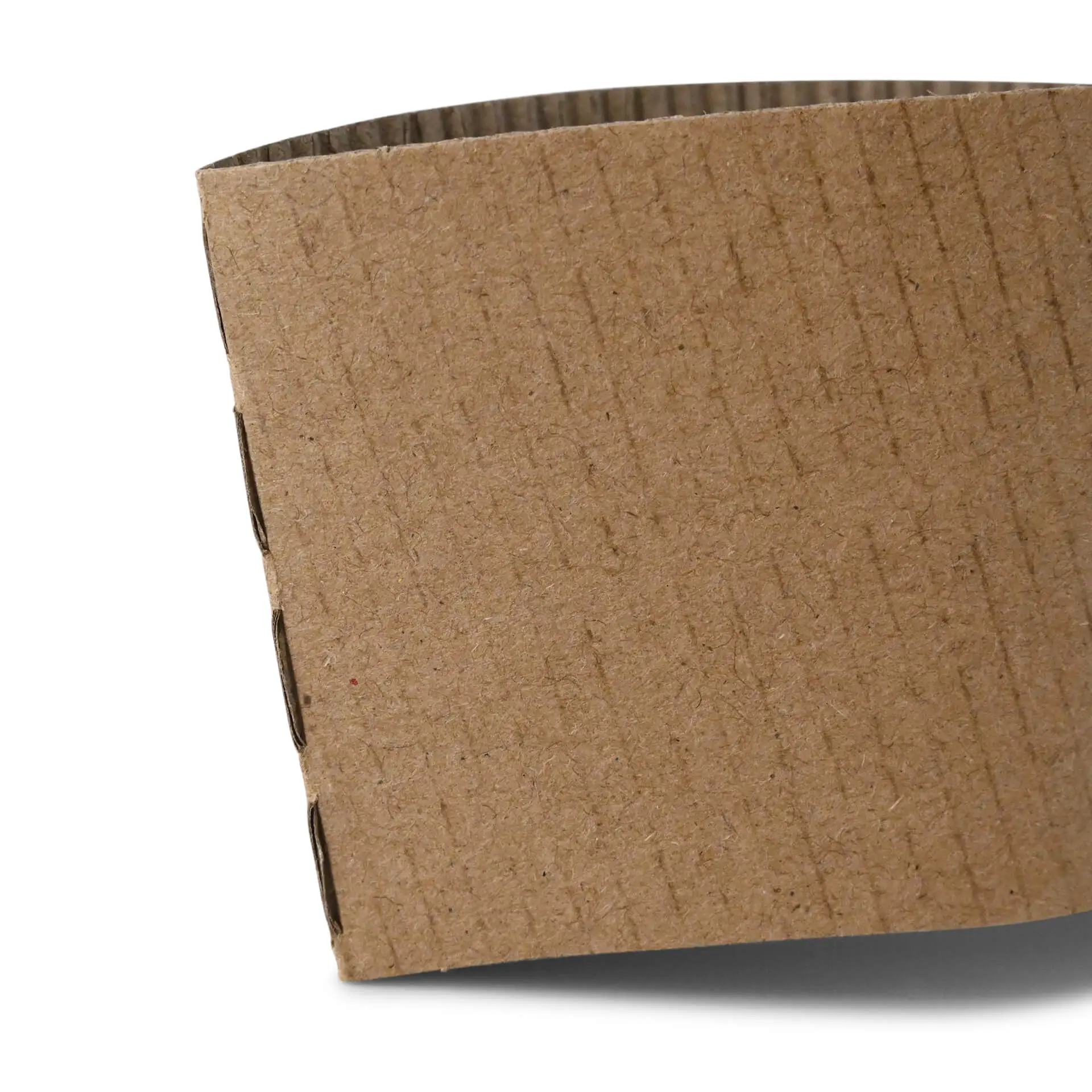 Bruine kartonnen bekerhuls voor 300/400/500 ml papieren bekers, met een gestructureerd oppervlak en een gebogen rand.