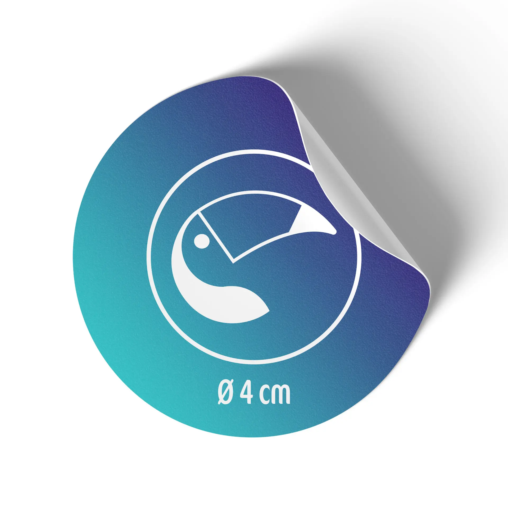 Ronde, bedrukte label met een matte witte afwerking, met een logo-ontwerp van 4 cm in diameter.