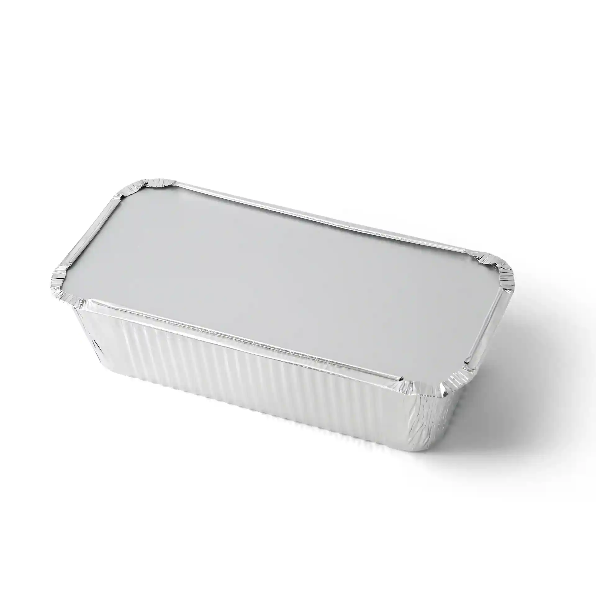 Rechthoekige aluminium container met een kartonnen deksel, 212 mm bij 108 mm.