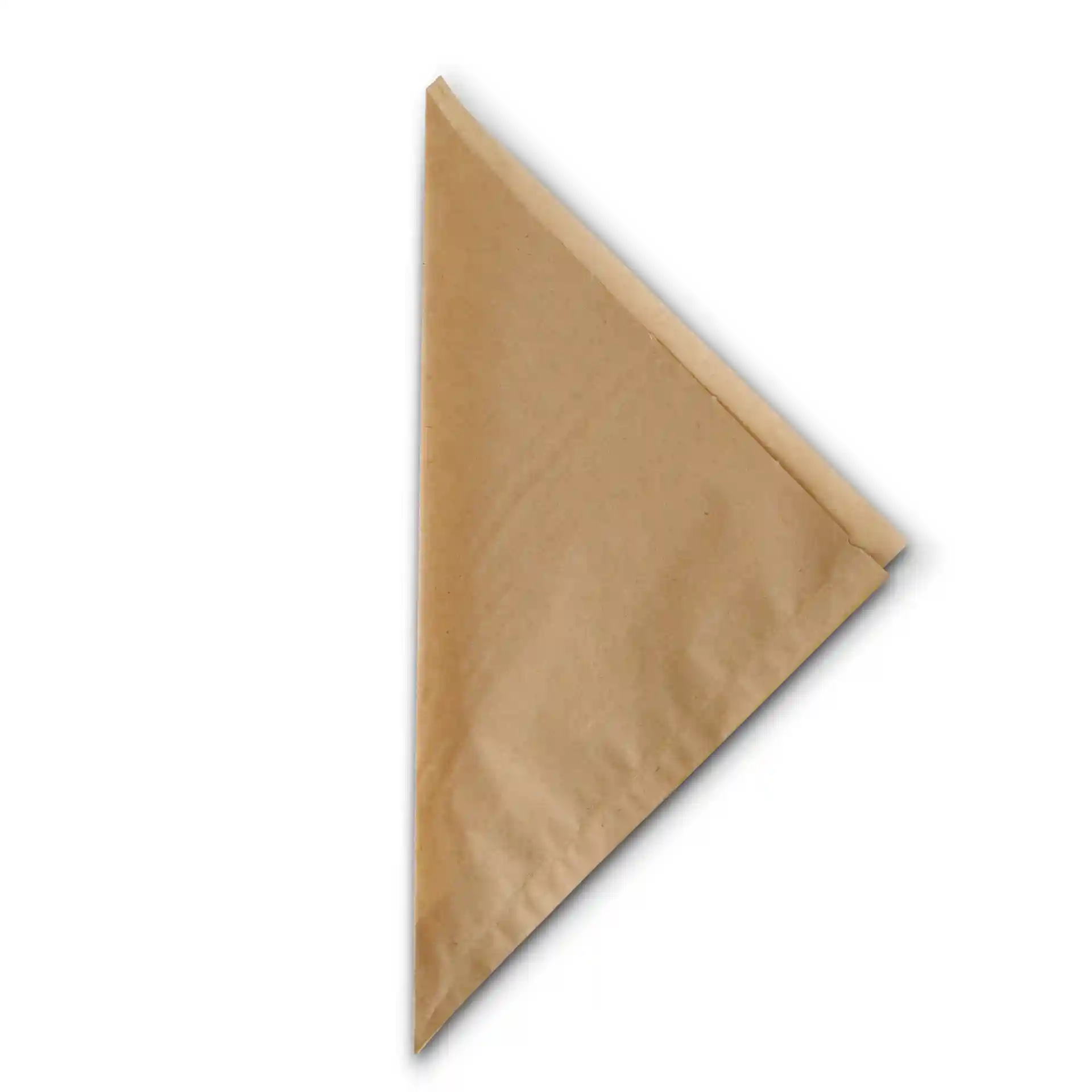Bruine papieren frietzak, vetbestendig, driehoekige vorm, 19 × 19 cm groot.
