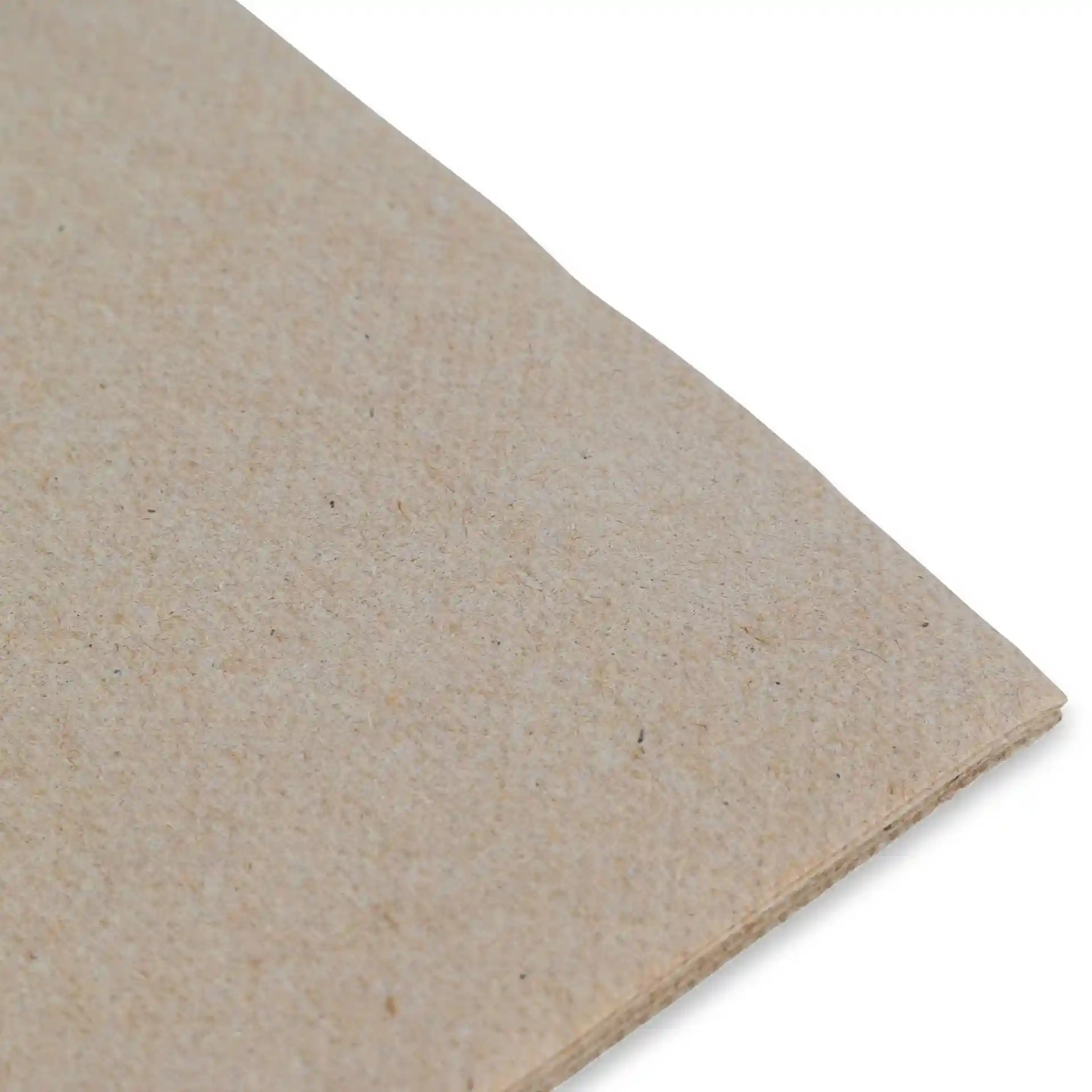 Afbeelding van ongebleekte gerecycleerde papieren servetten met een gedrukt symbool en tekst die gerecycled materiaal aangeeft.