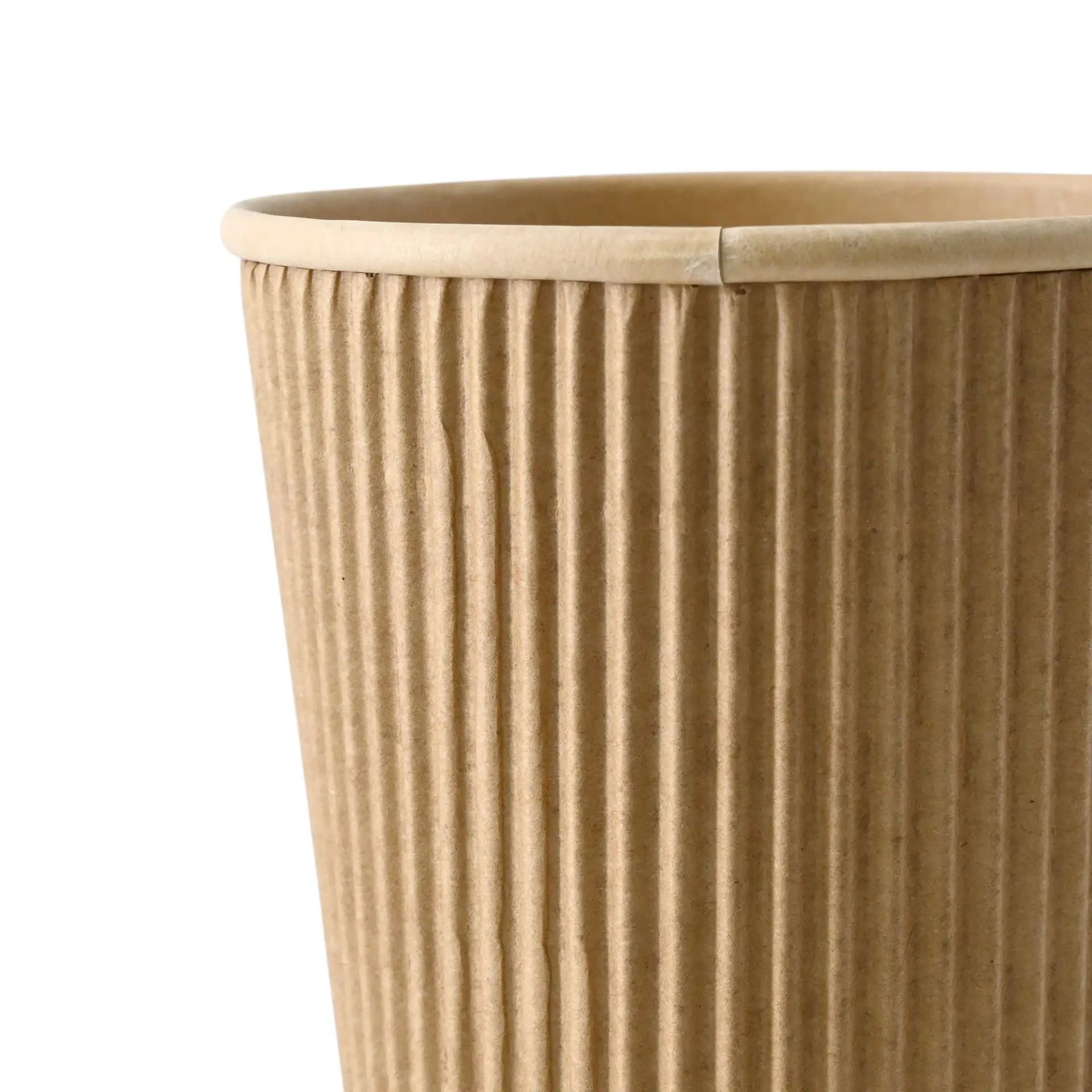 Bruine ribbelwegwerpbeker met drievoudige wandisolatie, ontworpen voor warme dranken, met PLA-binnencoating.