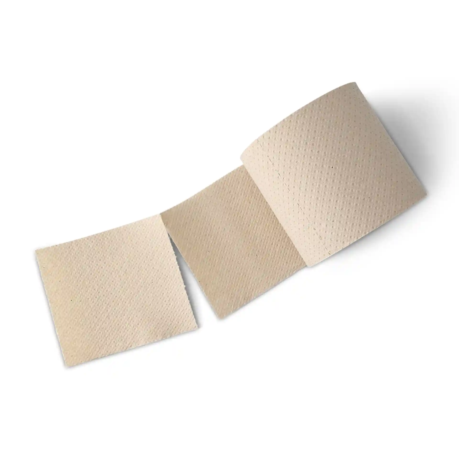 Bruine gerecycleerde toiletpapierrol, 2-laags, gedeeltelijk uitgerold met zichtbare vellen.