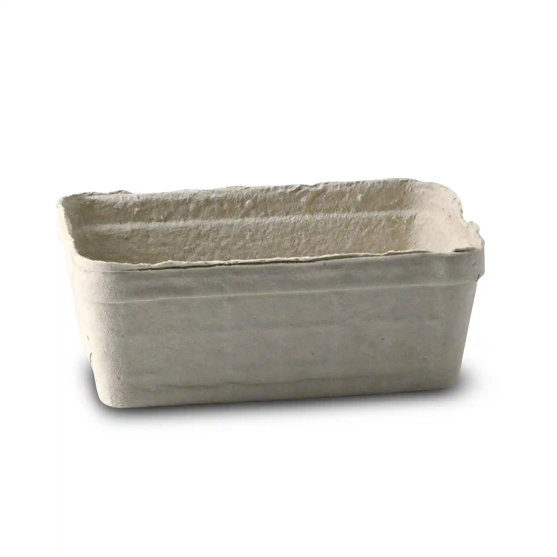 Witte houtpulp bessenpunnet met rechthoekige vorm, 135 mm lang, 90 mm breed en 50 mm hoog.