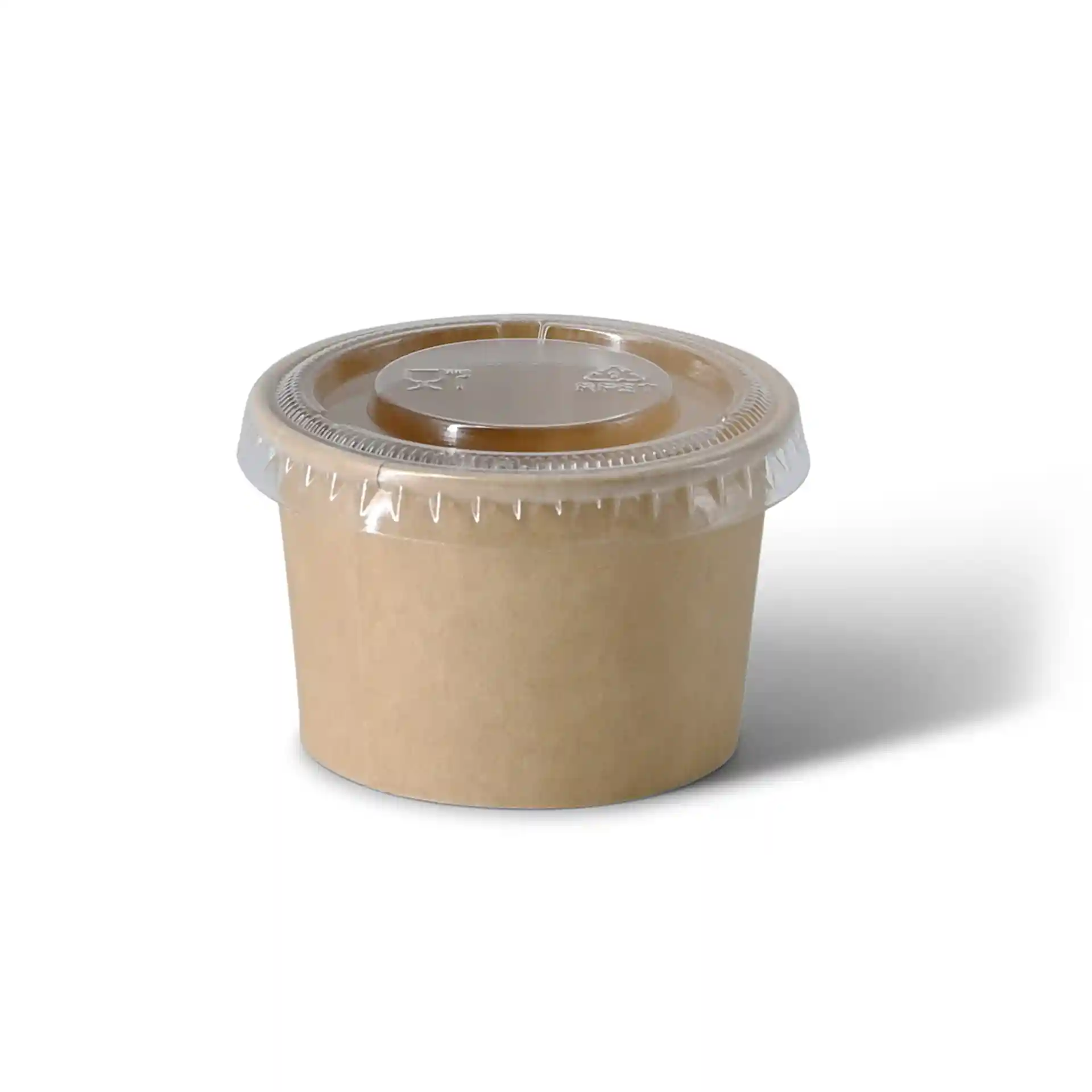 Bruine ronde deli-container met een doorzichtig deksel, 40 ml capaciteit, gemaakt van gecoat karton.