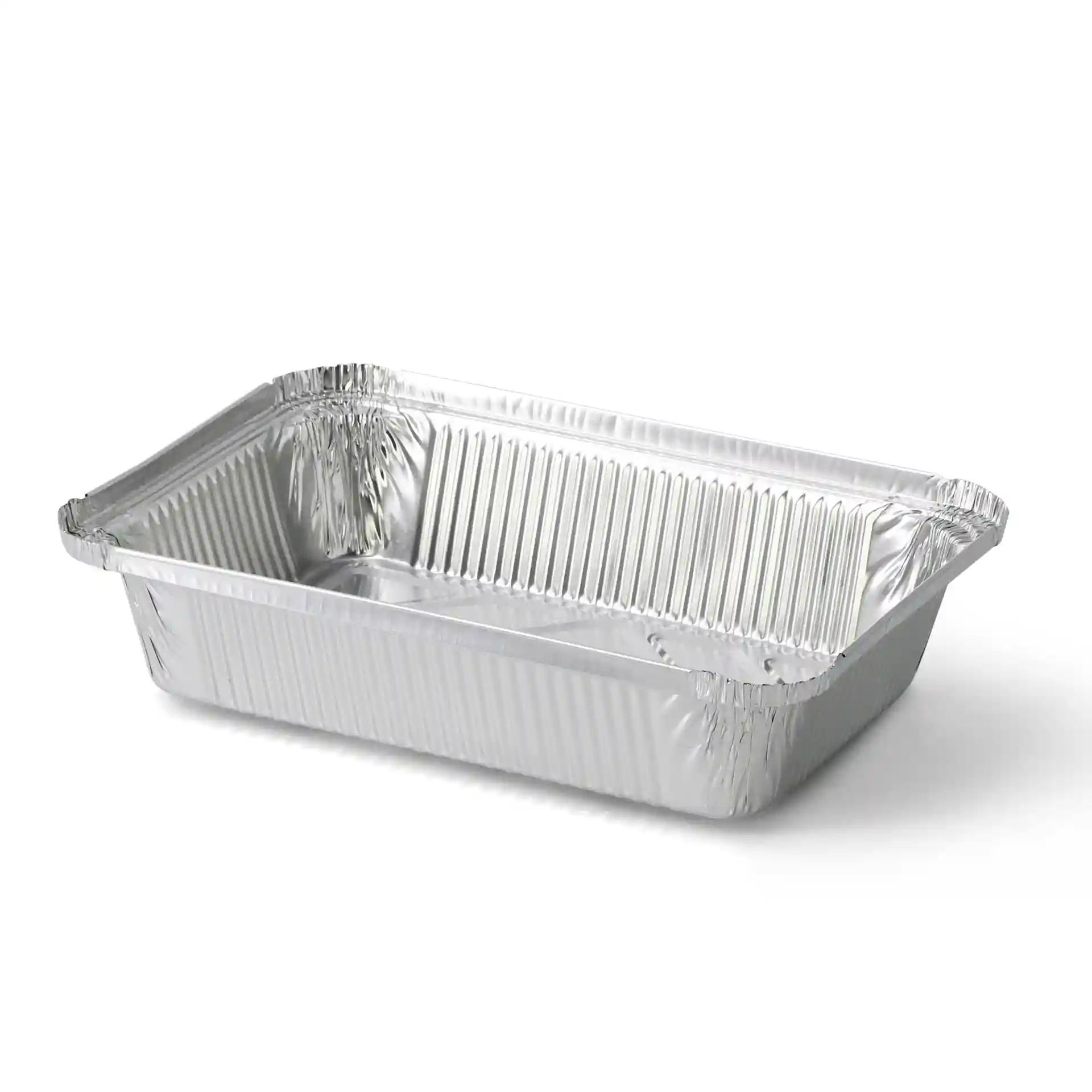 Rechthoekige aluminium container van 21,4 x 14,9 x 4,3 cm met een glanzend oppervlak en ribbelige zijkanten.
