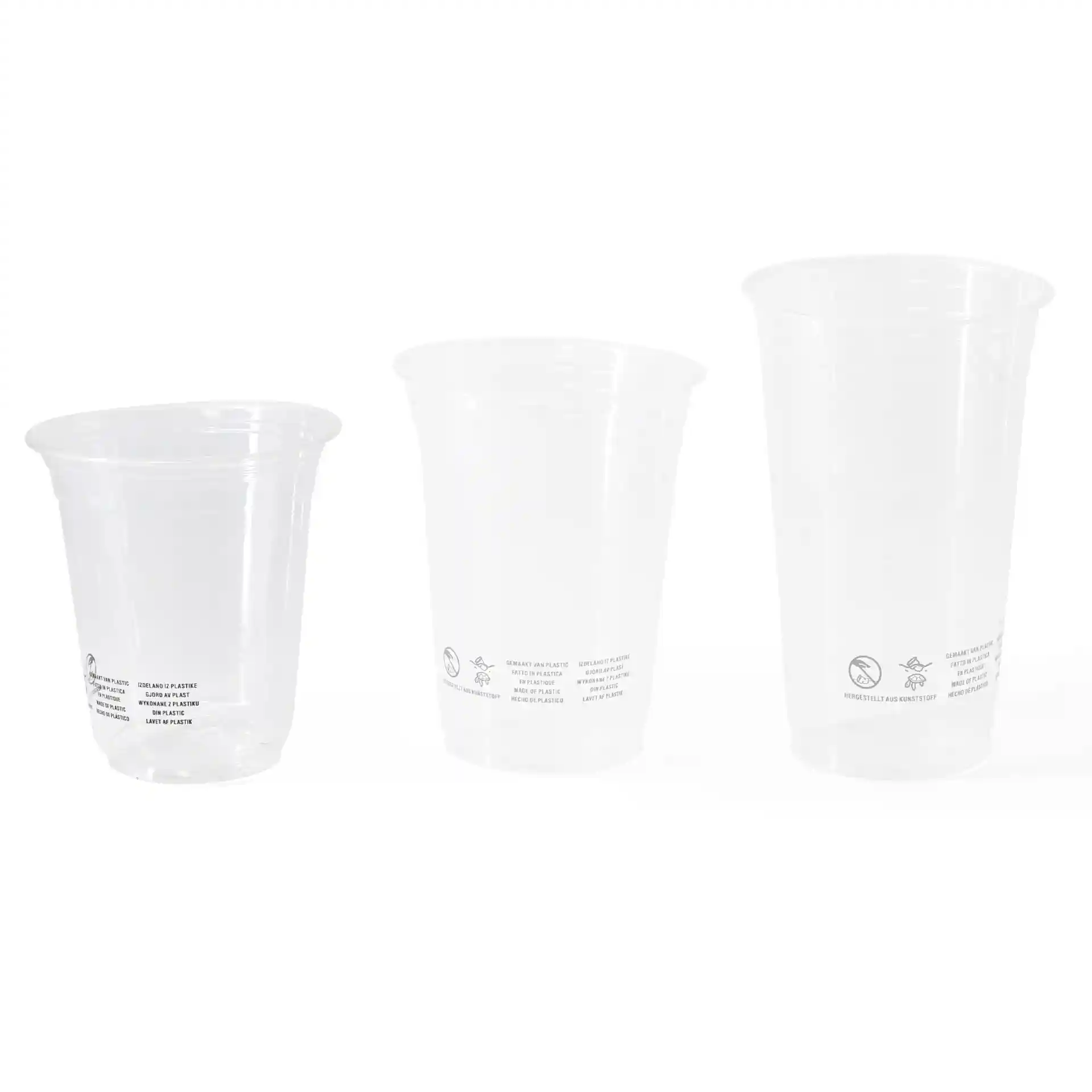 Afbeelding van drie heldere PLA-plastic bekers in verschillende maten, met zichtbare markeringen op de bodem.