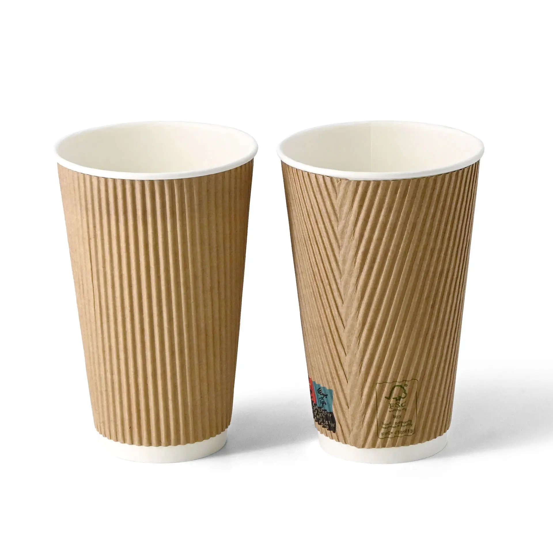 Twee 16 oz ribbelbekers in bruin met witte binnenkant, met verschillende ribbelpatronen.